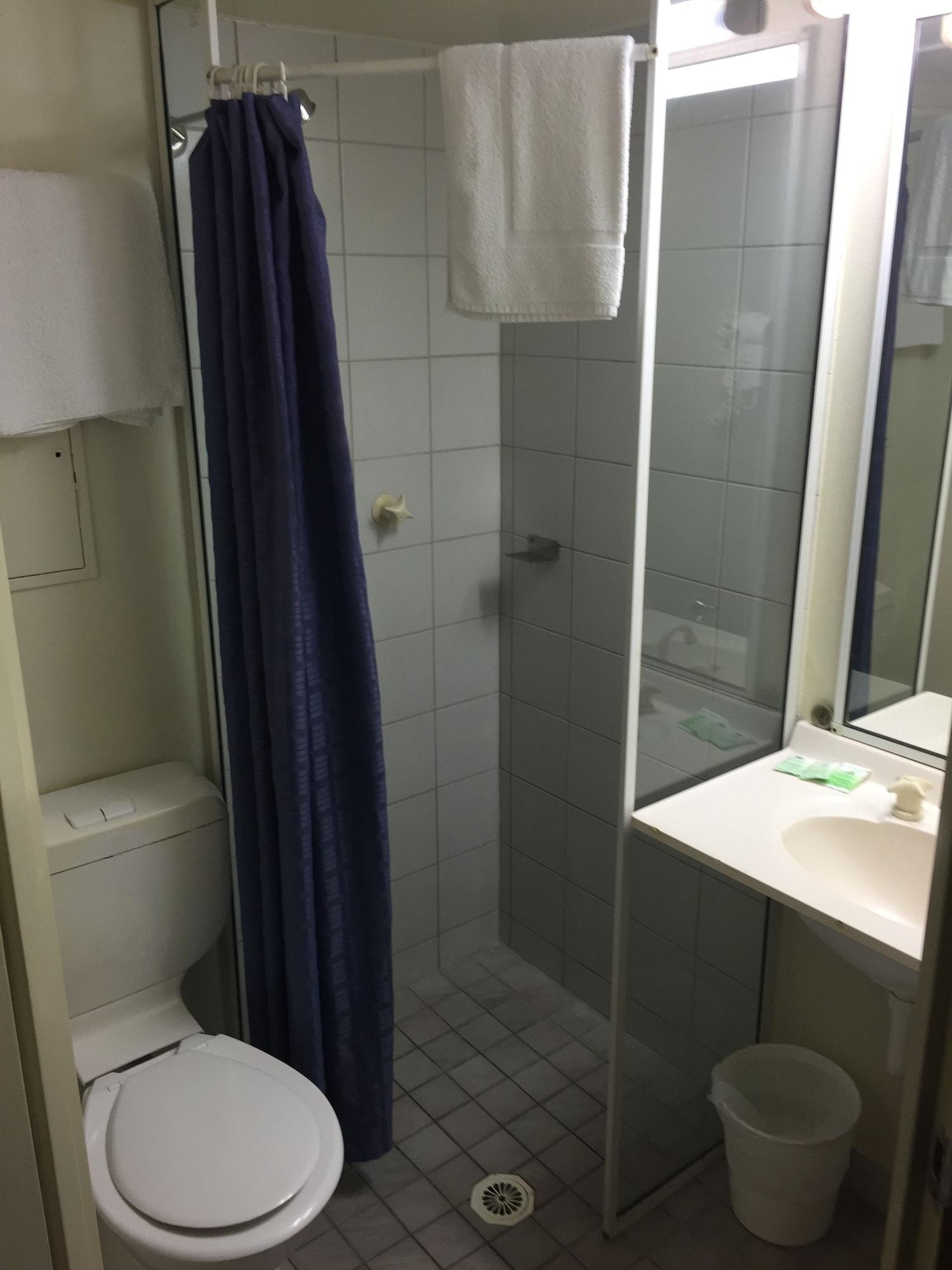 Value Inn Darwin Bagian luar foto