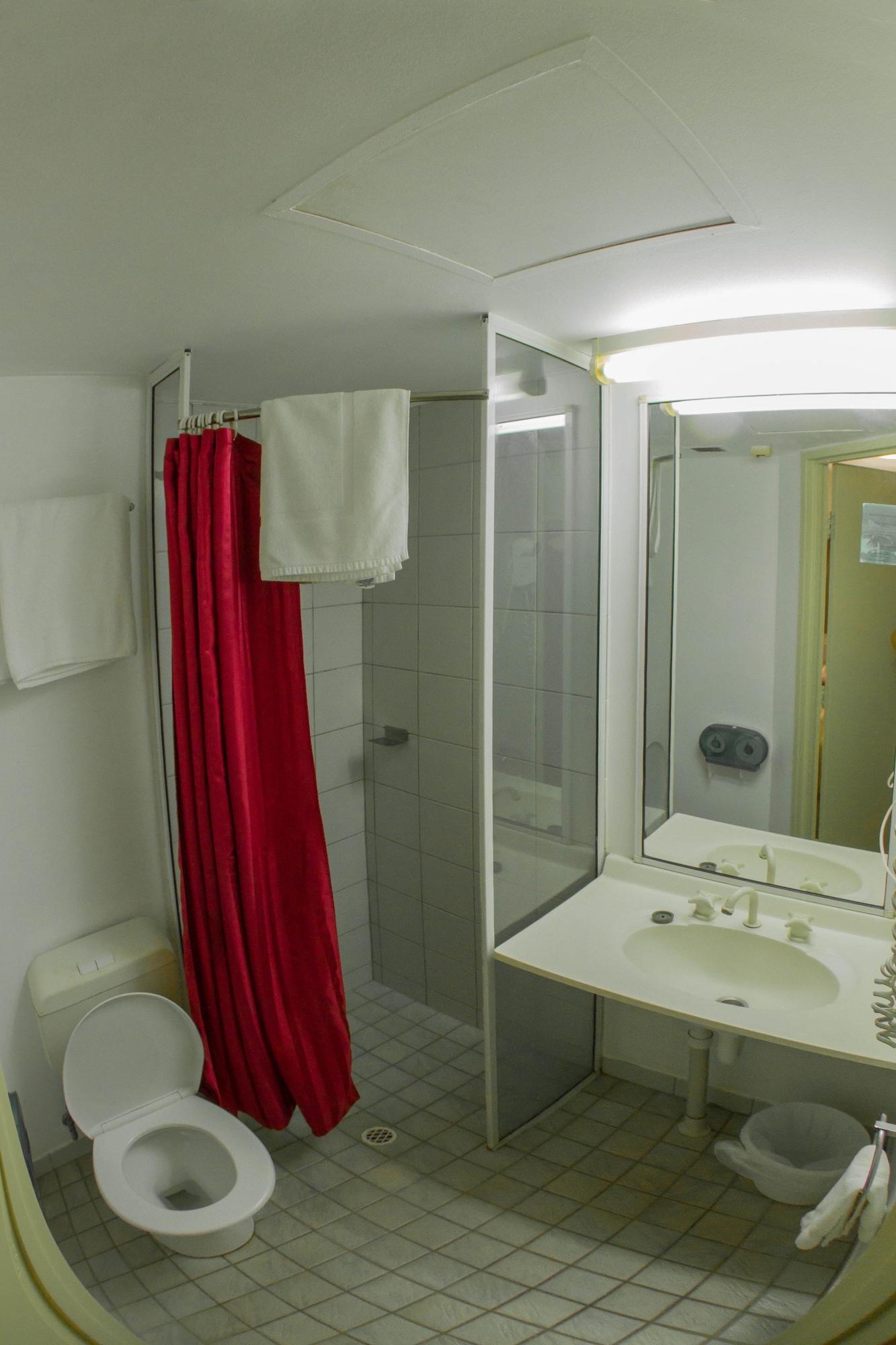 Value Inn Darwin Bagian luar foto