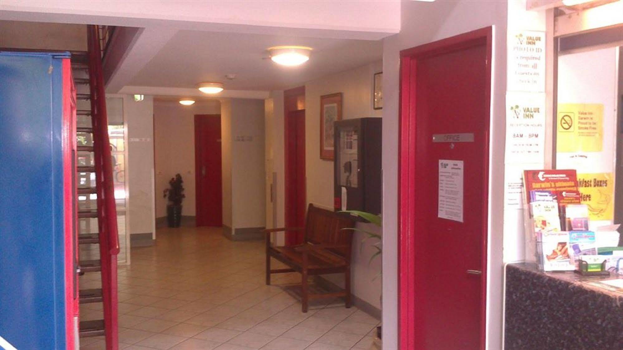 Value Inn Darwin Bagian luar foto