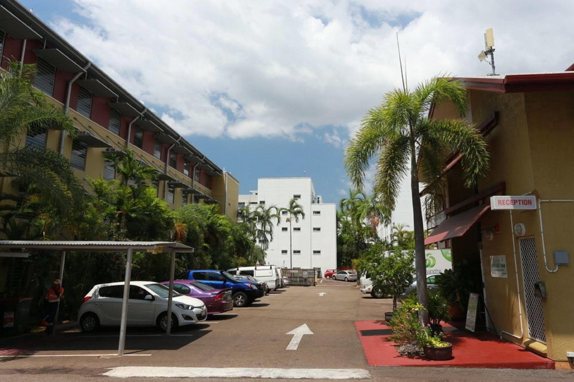 Value Inn Darwin Bagian luar foto