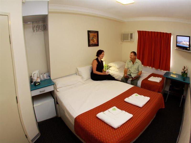 Value Inn Darwin Bagian luar foto